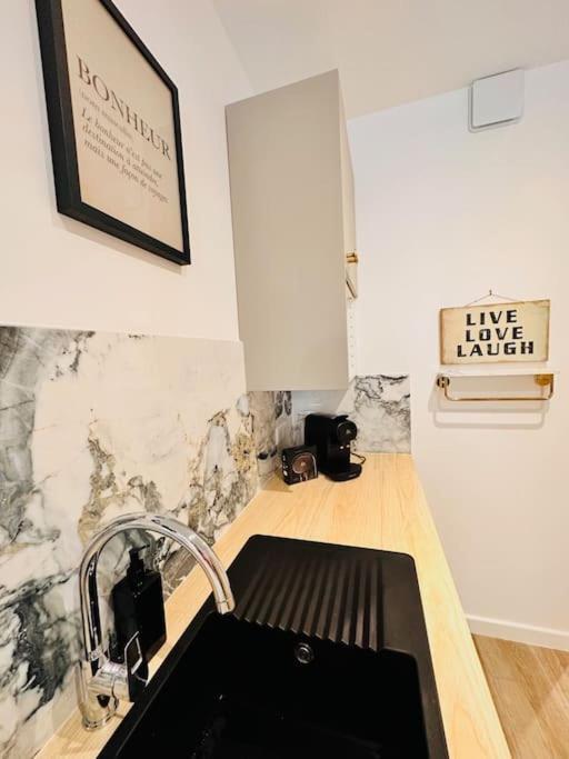 Les Appartements De Nana 2 - T2 Hypercentre, Rue Meynadier, Palais & Plage, Clim, Wifi Cannes Esterno foto